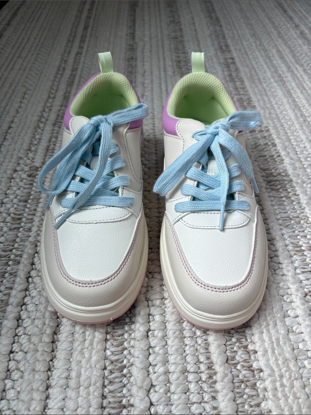 Kids Old Navy Lace Sneaker Sz 3